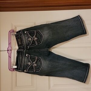 Miss Me bermudas, size 28